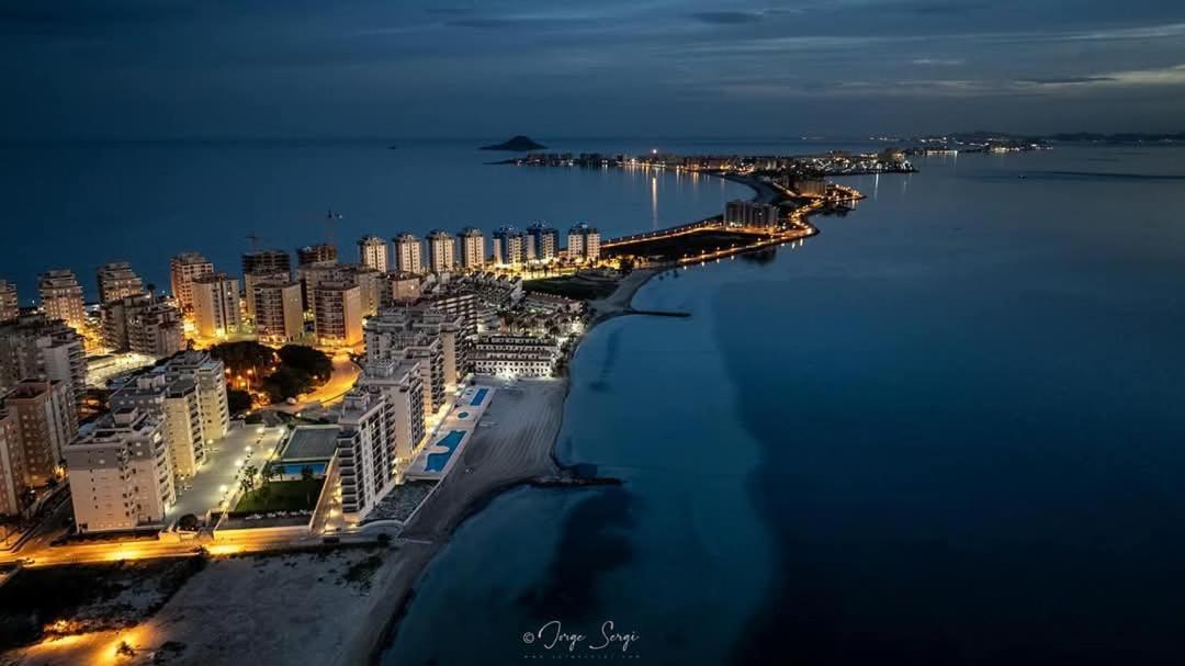 M&G Cozy Studio Apartment -Beachfront,Wifi,Aircon,Fullyequipped La Manga del Mar Menor Luaran gambar